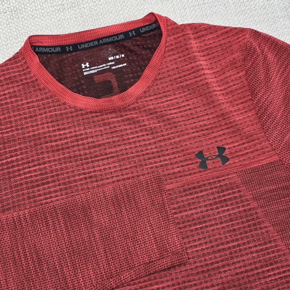 Under Armour Shirt Mens Mediun Heatgear Fitted Red Long‎ Sleeve